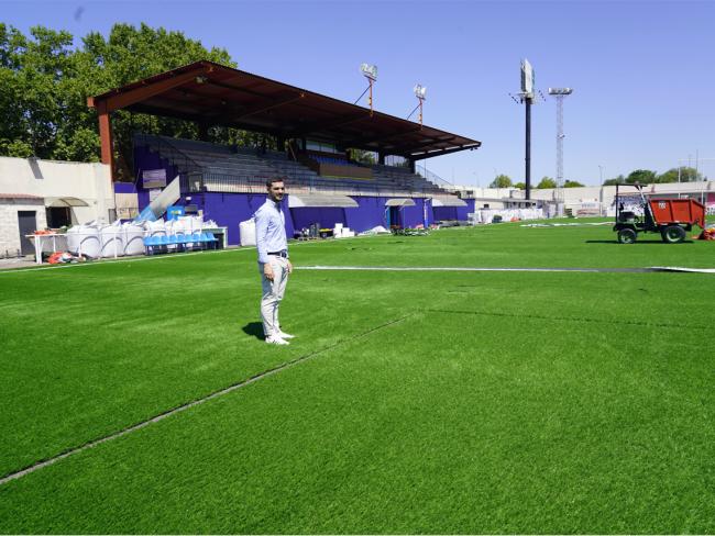 El alcalde en el Campo de Fútbol de Las Veredillas