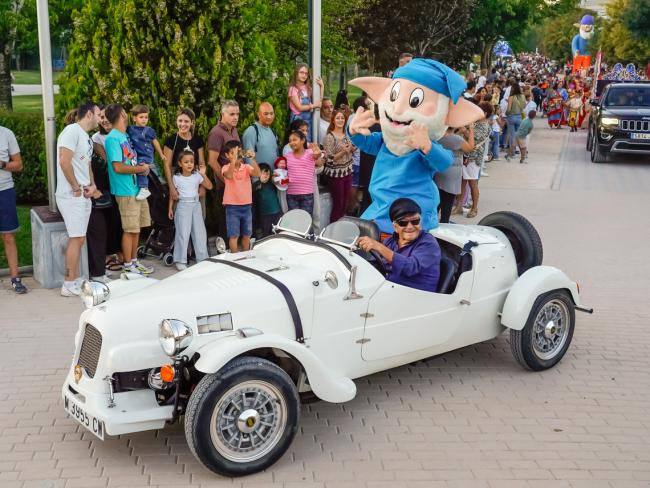 14º Aniversario del Parque Europa - Desfile Guachi