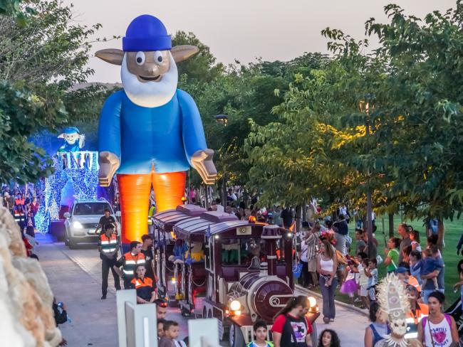 14º Aniversario del Parque Europa - Desfile Guachi