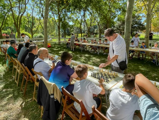 14º Aniversario del Parque Europa - Partidas simultáneas ajedrez