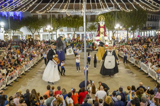 Fiestas Patronales 2024 - Encuentro de Gigantes y Cabezudos