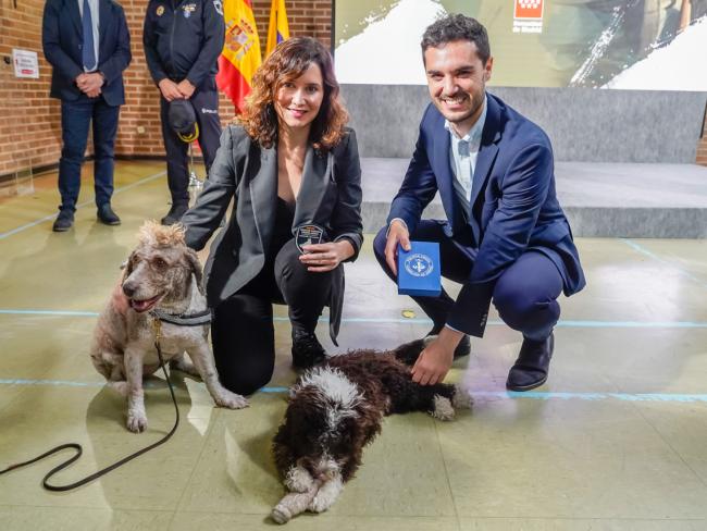 La presidenta de la Comunidad de Madrid, Isabel Díaz Ayuso, acompañada del alcalde, Alejandro Navarro, presenta en Torrejón de Ardoz el I Plan Regional contra las Drogas