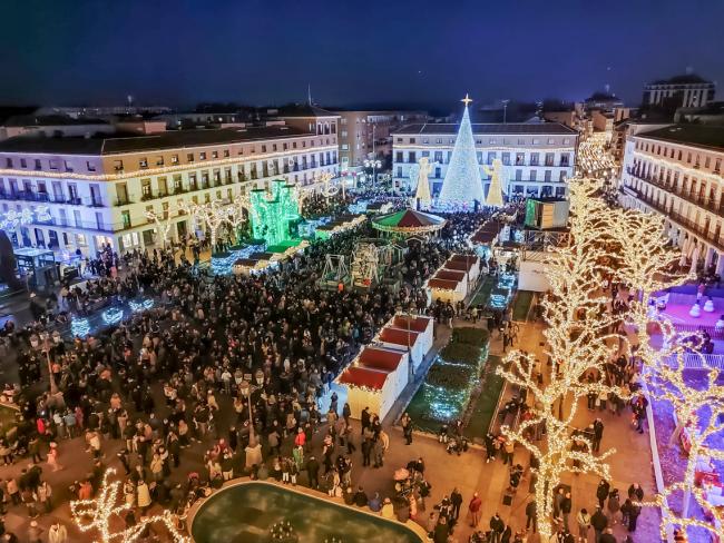 Plaza de Los Guachis-Plaza Mayor