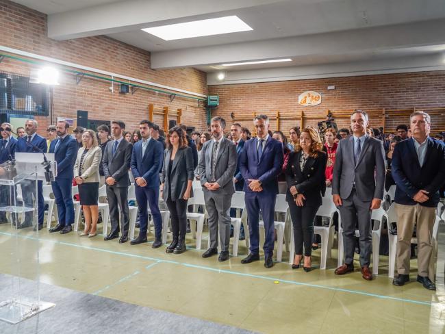 La presidenta de la Comunidad de Madrid, Isabel Díaz Ayuso, acompañada del alcalde, Alejandro Navarro, presenta en Torrejón de Ardoz el I Plan Regional contra las Drogas