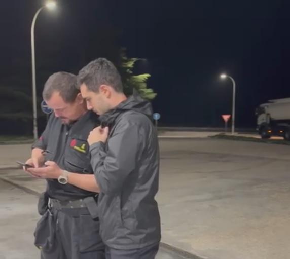 EL AYUNTAMIENTO DE TORREJÓN DE ARDOZ ENVÍA A VALENCIA 4.100 PALAS Y OTRO MATERIAL, TRASLADADO POR UN EQUIPO DE TRABAJO ENCABEZADO POR EL ALCALDE, ALEJANDRO NAVARRO PRIETO, COMO APOYO A LOS AFECTADOS POR LA DANA 