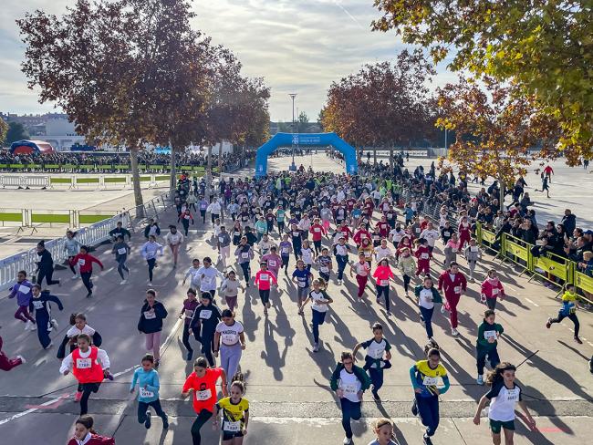 Miles de personas disfrutaron de la jornada festiva haciendo deporte