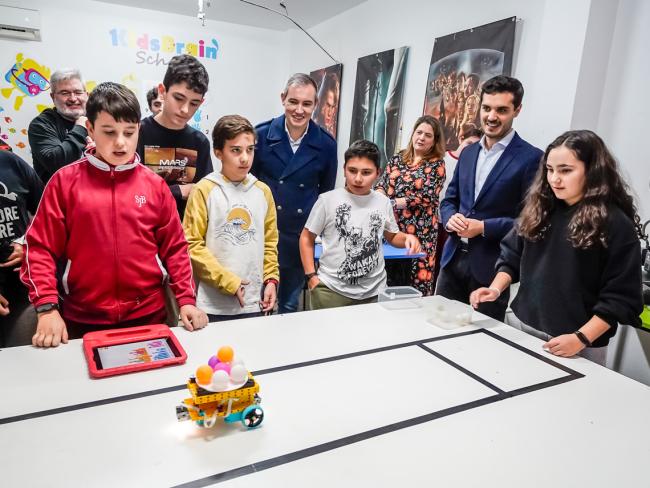 Los estudiantes torrejoneros, Marco Cerro, Santiago Sellés y Enrique Tosina, campeones de la Comunidad de Madrid y subcampeones de España de la World Robot Olympiad