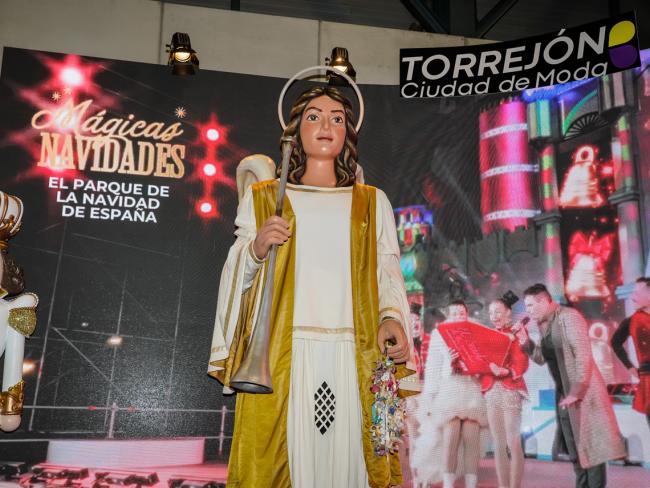 Ángel Raguel, de la Comparsa de Gigantes y Cabezudos de Torrejón de Ardoz