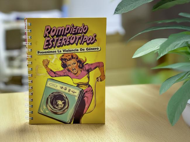 La Concejalía de Igualdad regala cuadernos para promocionar la igualdad y prevenir la violencia de género