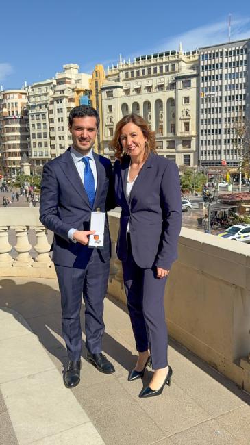 La alcaldesa de Valencia, María José Catalá, junto al alcalde de Torrejón de Ardoz, Alejandro Navarro