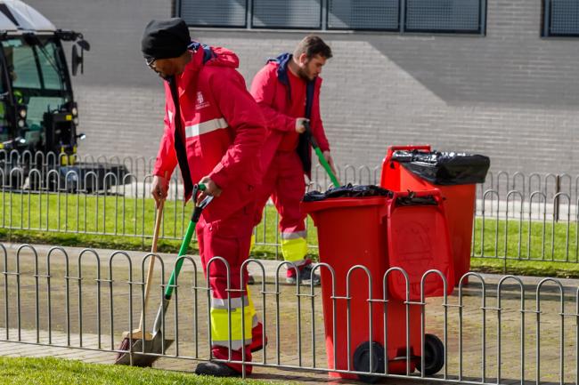 Brigada de Eliminación de Excrementos Caninos