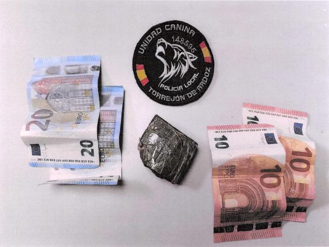Dinero incautado en otra de las intervenciones