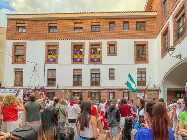 Fiestas Populares 2025 - Desfile de Peñas