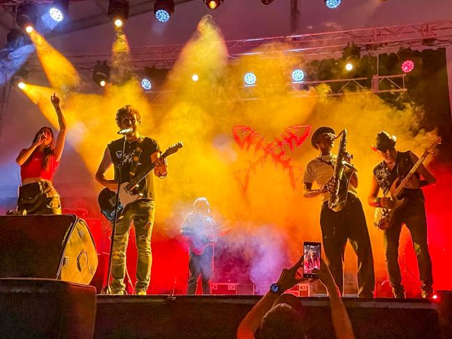 Fiestas Populares 2025 - Noches en la Plaza