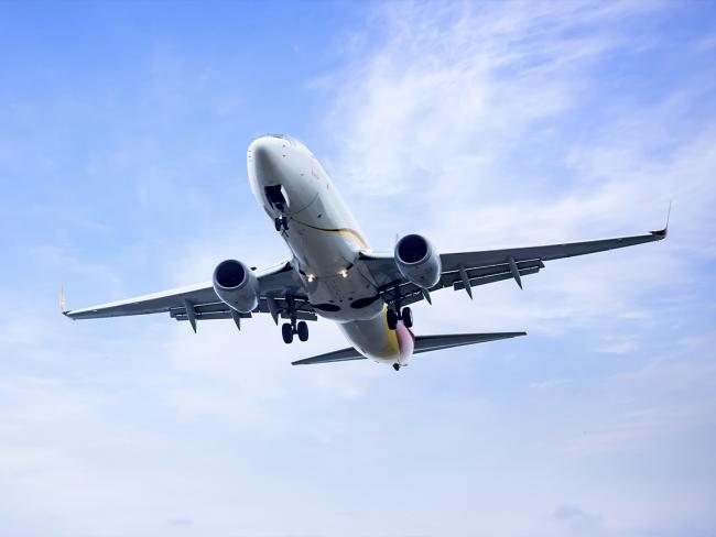 Comunicado ruido aviones