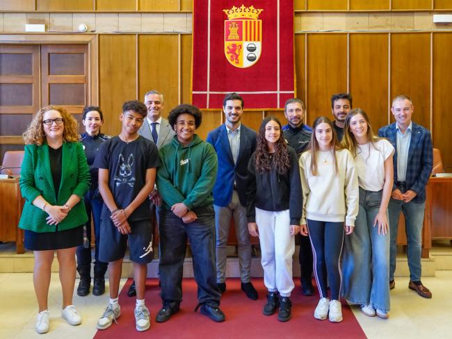Una de las promociones de Alumnos mediadores en el Salón de Plenos del Ayuntamiento