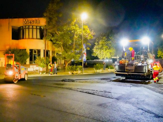 Se han asfaltado 13.822 metros cuadrados de superficie y reparado más de 520 metros cuadrados de acera.