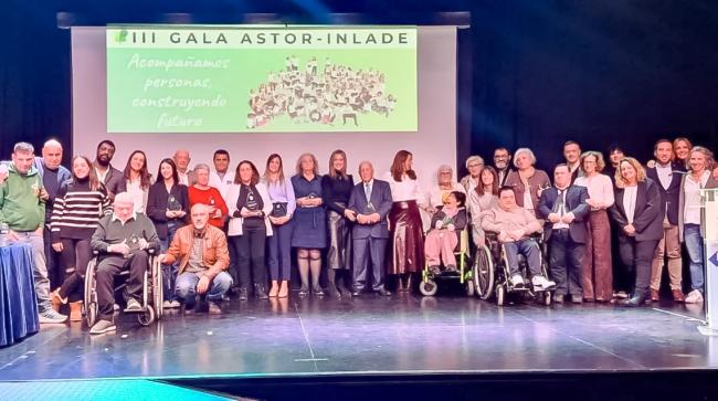 La concejala de Mayores, Ana Verónica González asistió a la tercera gala de la Asociación de Padres con Hijos con Discapacidad Intelectual en la ciudad (ASTOR) y Fundación Inlade