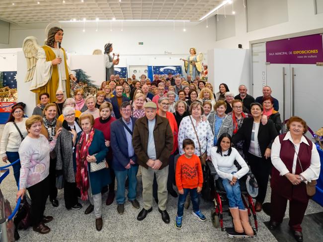 Momento de la inauguración de la Gran Exposición de Belenes Tradicionales en la Casa de la Cultura, realizados por 14 asociaciones y entidades de la ciudad