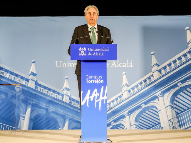 El rector de la Universidad de Alcalá, José Vicente Saz Pérez 