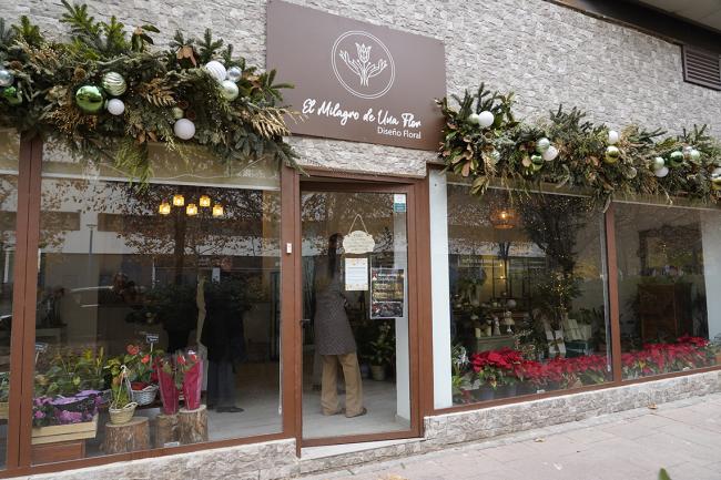 El escaparate más comercial de los barrios para El Milagro de una flor
