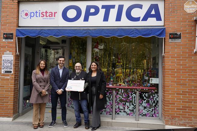 Premio Especial del Jurado de los barrios para Óptica C.O.