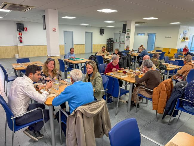 En el refugio del Centro de Mayores de la calle Madrid, en el cual, además, se ofrece diariamente un menú por tan solo 6,50 euros