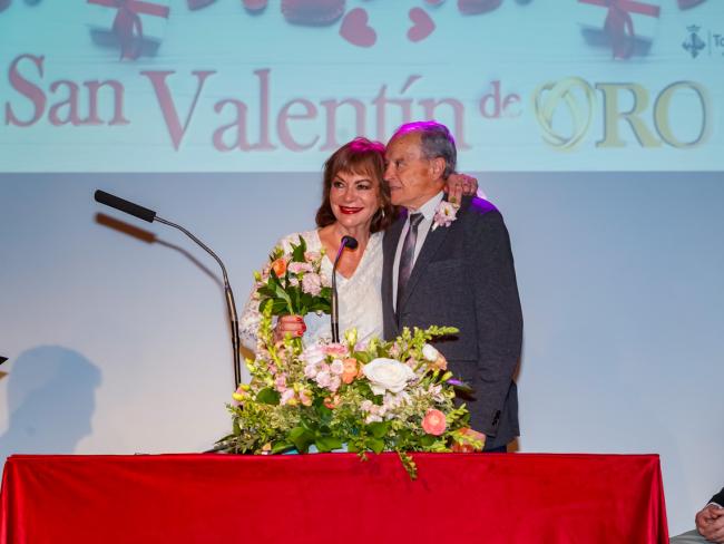 Uno de los matrimonios que comenzó su andadura hace medio siglo y que hoy sigue caminando de la mano