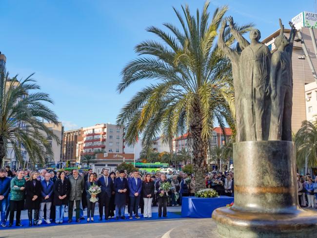 Torrejón de Ardoz ha recordado con un emotivo homenaje a las víctimas de los atentados del 11 de marzo de 2004