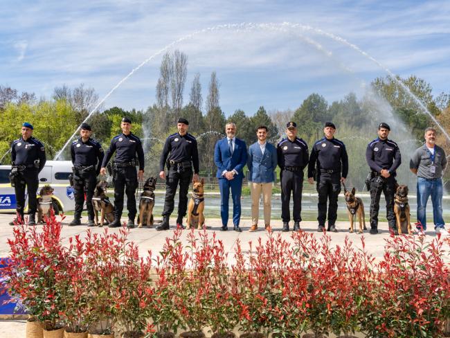 Las I Jornadas Policiales y Militares de Guías Caninos de España contaron con la participación de unidades policiales y militares