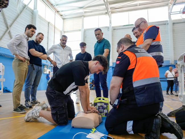 El alcalde, Alejandro Navarro Prieto, el 1er teniente de alcalde, Víctor Miranda, el concejal de Seguridad, Alberto Cantalejo, y el comisario principal de la Policía Local, Miguel Parra, en la Máster Class