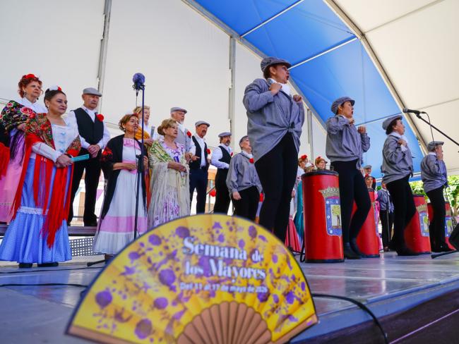 "Torrejón bien se merece un Chotis" con la Agrupación Lírica