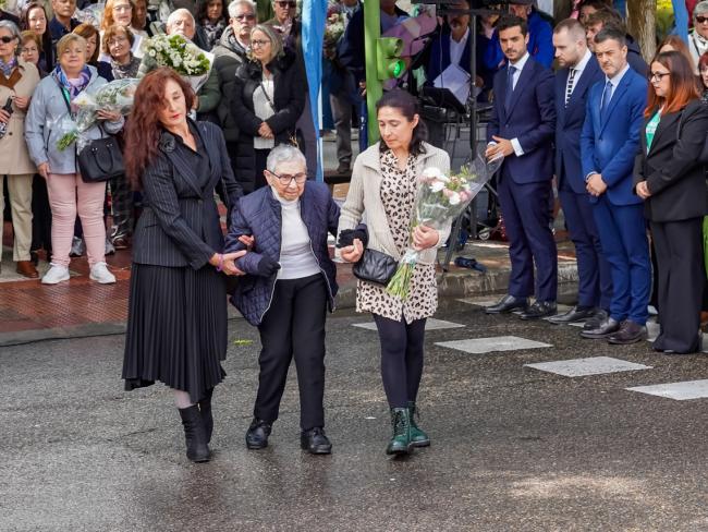Torrejón de Ardoz recordó a las víctimas de la COVID-19 con un sentido homenaje