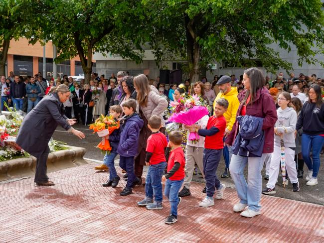 Torrejón de Ardoz recordó a las víctimas de la COVID-19 con un sentido homenaje