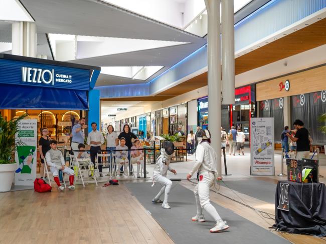 En el interior del Centro Comercial Parque Corredor se habilitaron varias pistas