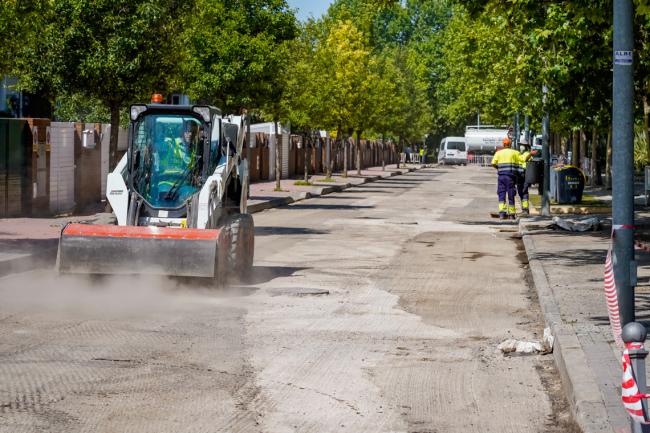 Con estas nuevas vías asfaltadas en la 4ª fase, ya son 16 las avenidas y calles de Torrejón de Ardoz con nuevo asfalto gracias a la Operación Asfalto, sumando un total de 52.005 metros cuadrados pavimentados